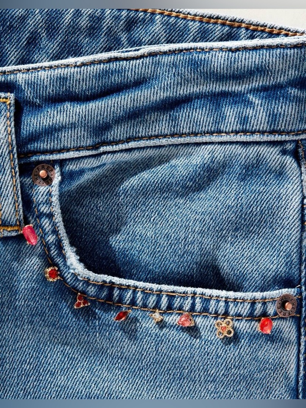 Free People ~ Petite Pin Set ~ Mixed Jewels ~ Red ~ **NWT - Picture 7 of 10
